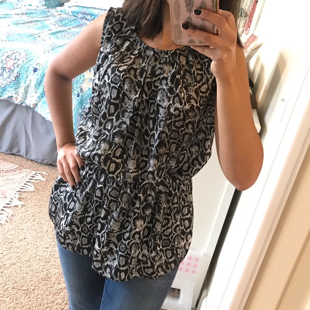 Elegant blouse by Violet & Claire